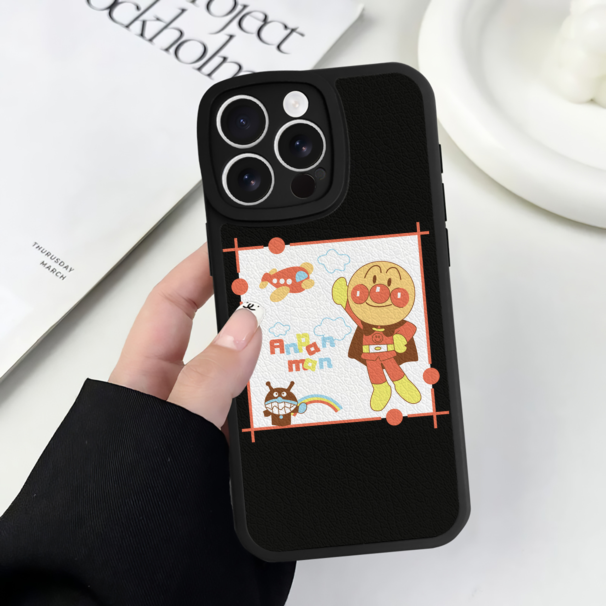 （画像用） アンパンマン Anpanman 【iPhone 16シリーズ対応】シリコンスマホケース（レザー調） 材質：シリコン